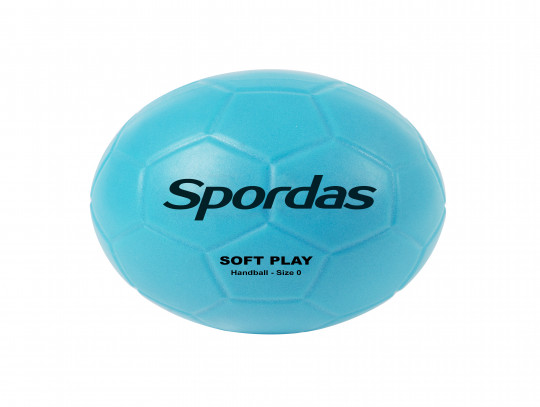All-In Sport: <p>Deze soft bal is speciaal voor kinderen en jonge spelers ontworpen. De bal is makkelijk te vangen en te gooien, hij stuitert goed en d...