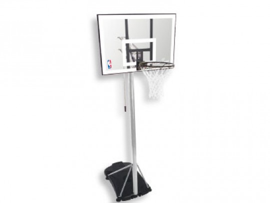 All-In Sport: Streetball-installatie met ca. 112 cm breed bord van doorzichtig acryl. De stabiele bordstrips garanderen een lange levensduur en veiligh...