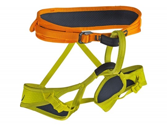 All-In Sport: FINN LITE is een lichte klimgordel van Edelrid voor ambitieuze kinderen en jonge sportklimmers. De gelamineerde constructie garandeert ee...