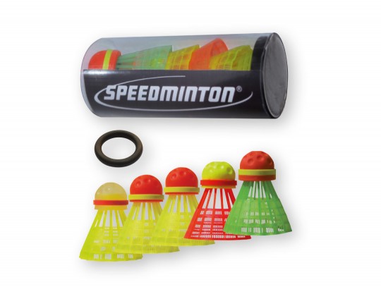 All-In Sport: Speedminton is een racketsport, waarbij de nieuwe, speciaal ontwikkelde shuttles, de Speeder met een opmerkelijke drive gespeeld worden...