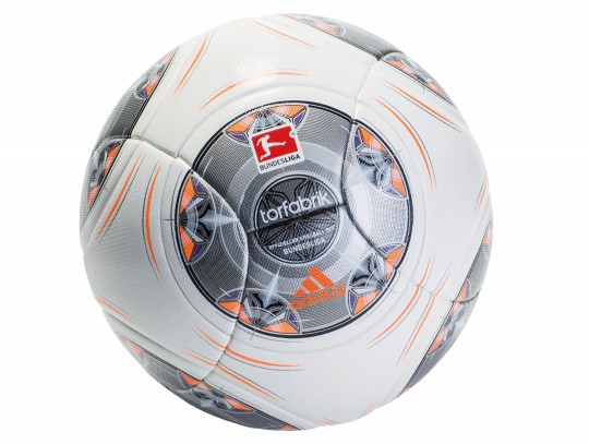 All-In Sport: Der offizielle Spielball der 1. und 2. Bundesliga Saison 2013/2014!