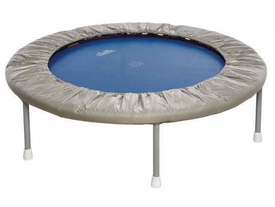 All-In Sport: Die Trimilin Trampoline Vario verfügen über ein neuartiges Spannsystem mit Gummikabeln anstelle von Stahlfedern. Jedes Trampolin hat 12 e...