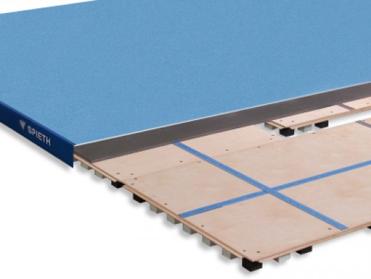 All-In Sport: Model BERLIN, FIG-zertifiziert.  Bestehend aus 55 Einzelplatten 244x122 cm und 11 Einzelplatten 122x122 cm mit verschiedenen Federelement...