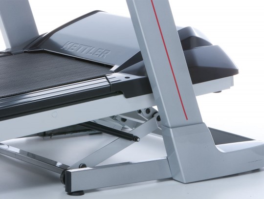 All-In Sport: KETTLER TRACK PERFORMANCE, ein weiteres Modell der HKS-Laufband-Serie von Kettler mit einem Mehrwert an Technik (USB-Anschluss und somit ...