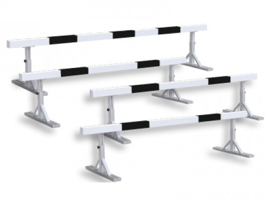 All-In Sport: Voor 2000 meter en 3000 meter Steeplechase 91,4 cm (heren) / 76,2 cm (dames) hoog, verstelbaar. 3 stuks 396 cm lang, 1 stuks 500 cm lang,...