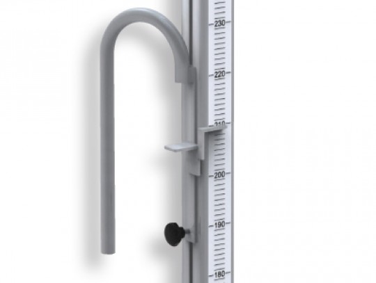 All-In Sport: Van aluminium, afstanden 10 cm. Als aanvulling voor de aluminium springstaanders L2630 of L2631.