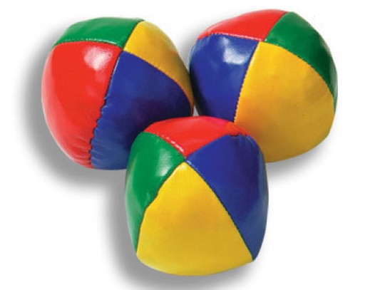 All-In Sport: Bean-Bag speciaal voor amateur-jongleurs, synthetisch leder met granulaatvulling, Ø 6,5 cm, gewicht 95 gram.