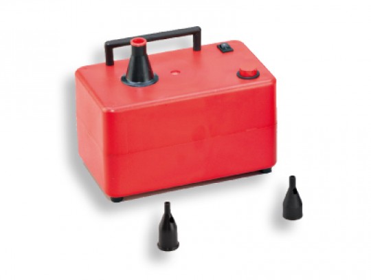 All-In Sport: 220 V, mit ca. 2,5 m Netzanschlusskabel, Gewicht ca. 1,7 kg, Größe 12 x 12 x 20 cm, Gehäuse aus Kunststoff.
