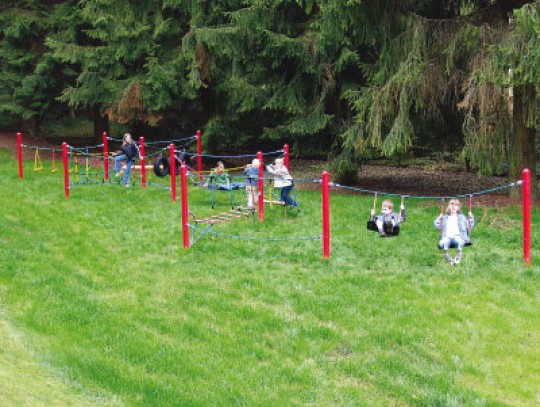All-In Sport: Komplett-Set, inkl. allen 10 Einzel-Elementen und 11 Pfosten. Standpfosten aus Stahl feuerverzinkt, ø 102 mm, 200 cm lang mit roten Abdec...