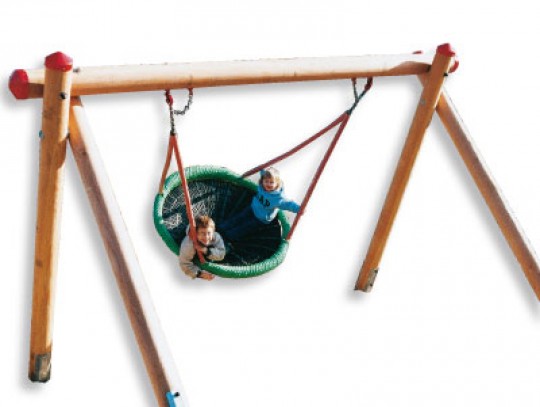 All-In Sport: Das Set besteht aus:<br />- Gestell aus Rundhölzern ø 16/18 cm aus Douglasie kernfrei naturbelassen<br />- 1 Vogelnest ø 120 cm, Sitzfläc...