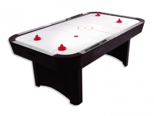 All-In Sport: Snelheid en behendigheid zijn doorslaggevend: Airhockey is een fascinerend behendigheidsspel voor 2 of 4 personen, dat in enkele landen z...