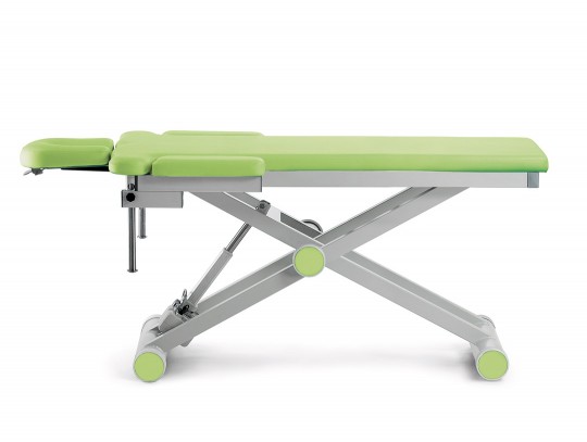 All-In Sport: Therapieliege ML4 - Die Liege für Therapie, Diagnose und Wellness!<br /><br />Therapieliegen Serie ML mit der Besonderheit 3-teiliges Kop...
