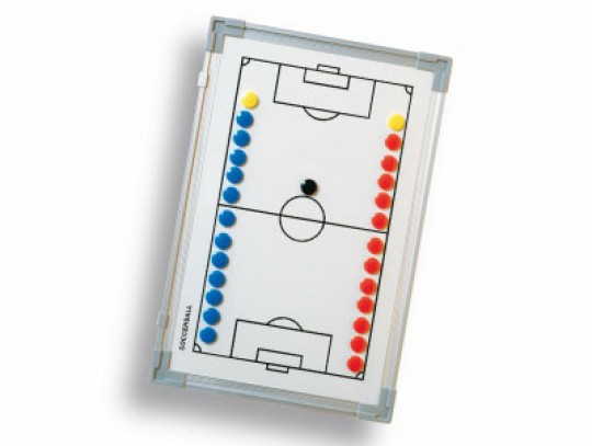 All-In Sport: Tactiekbord voor voetbal<br /><br />Het tactiekbord voor voetbal is licht en magnetisch. Het is daardoor uitermate geschikt voor de bespr...