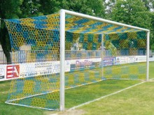 All-In Sport: Für Tore 732 x 244 cm, Netz hochfest knotenlos.  Tortiefe oben 200 cm, unten 200 cm. Unsere gewirkten Tornetze halten, was sie verspreche...