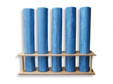 All-In Sport: Opbergsysteem van hout voor 5 Pilates rollen. Afm. 106 x 26 x 29 cm.