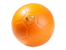 All-In Sport: Van speciaal kunststof gemaakt en voorzien van een bijzondere karkasopbouw. Deze bal stuit minder dan andere ballen en rolt minder ver we...