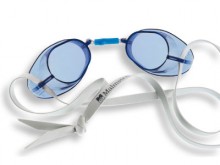 All-In Sport: De originele Malmsten zwembril is de klassieker onder de zwembrillen. Na meervoudig dragen past de zwembril zeer goed aan en geeft een op...