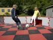 All-In Sport: Deze nieuwe kunststof vloer geeft uw spel een extra dimensie! De vloer absorbeert schokken en maakt een val draaglijk. Vele schoolpleinen...