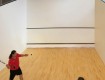 All-In Sport: Demontables bzw. versetzbares Squashwand-System, ideal für Bauten mit verkürzter Mietdauer. Die Maße des Courts entsprechen den internati...