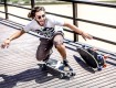 All-In Sport: De iets kortere Longboard (91,5 cm) voor de jongere boarder. Van 7-voudig Canadees Ahorn, met griptape over het complete oppervlak. Kickt...