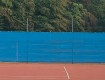 All-In Sport: 12 meter lang, luchtdoorlatend. Rand rondom versterkt en voorzien van ogen op een afstand van ca. 50 cm van elkaar. Elk doek wordt geleve...