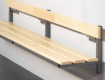 All-In Sport: Konstruktion aus stabilem Vierkant-Stahlrohr 30 x 30 mm in Gestellfarbe platingraumetallic pulverbeschichtet, RAL 7036. . Sitzbretterund ...